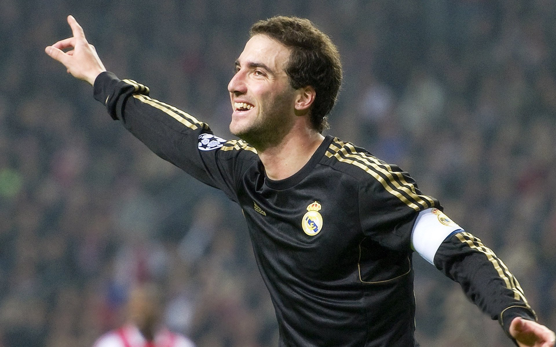 海港锋线火力爆棚多名球员状态正佳，海港球队